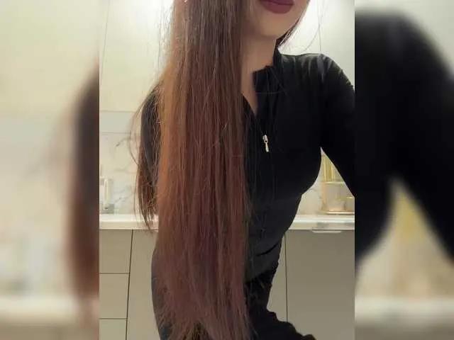 Alliina-leee on BongaCams