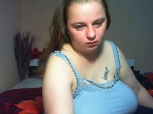 Arriana98 on BongaCams 