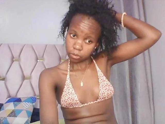 bigbaby004 on BongaCams
