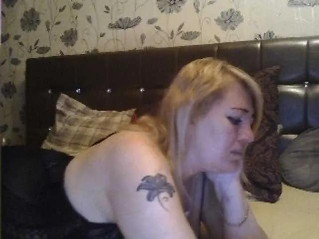 CamilleSmile on BongaCams