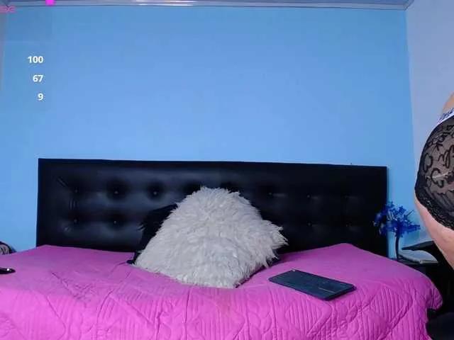 CarolineEvans — Freechat on BongaCams