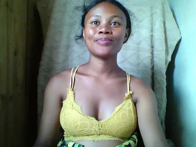 Dilliannah on BongaCams 