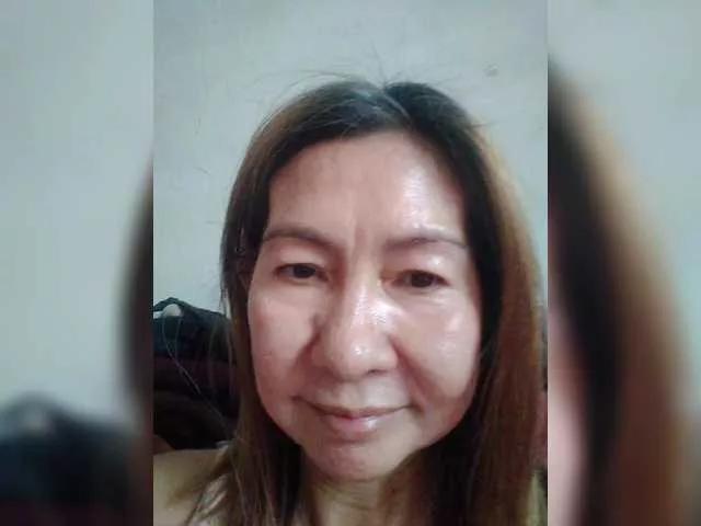 EllaStar on BongaCams 