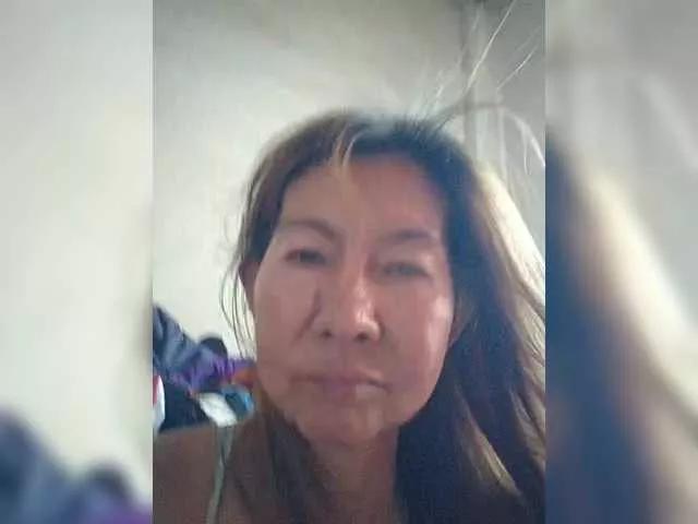EllaStar on BongaCams 