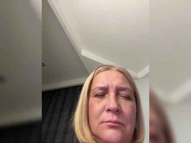 Eva-Bella — Freechat on BongaCams