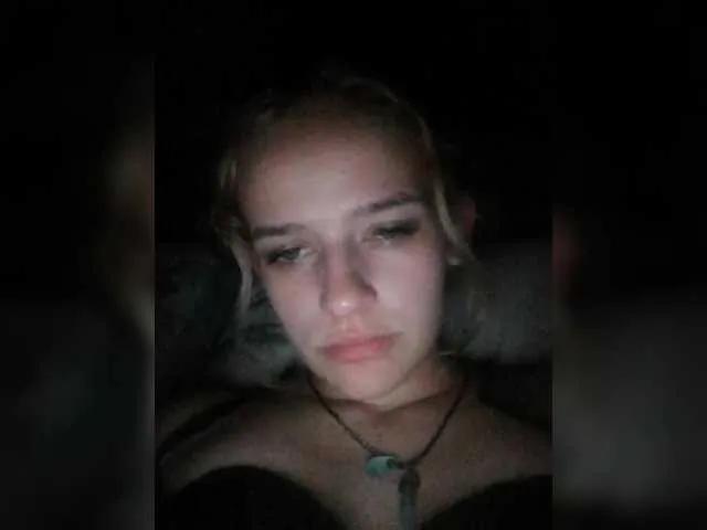 EvelynXKukla on BongaCams