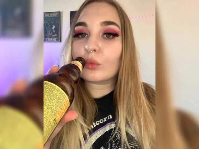 Greeenfriends6969 on BongaCams 
