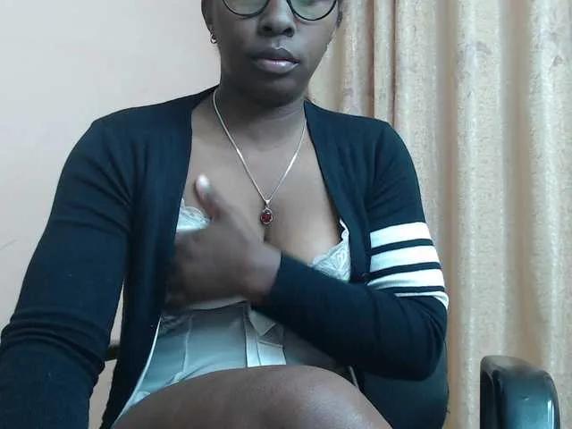 Katty-12 on BongaCams