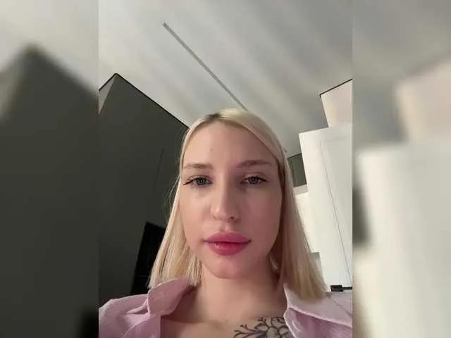 KettyPretty25 on BongaCams 