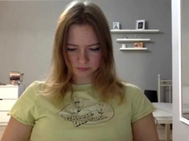 kissMillie on BongaCams 