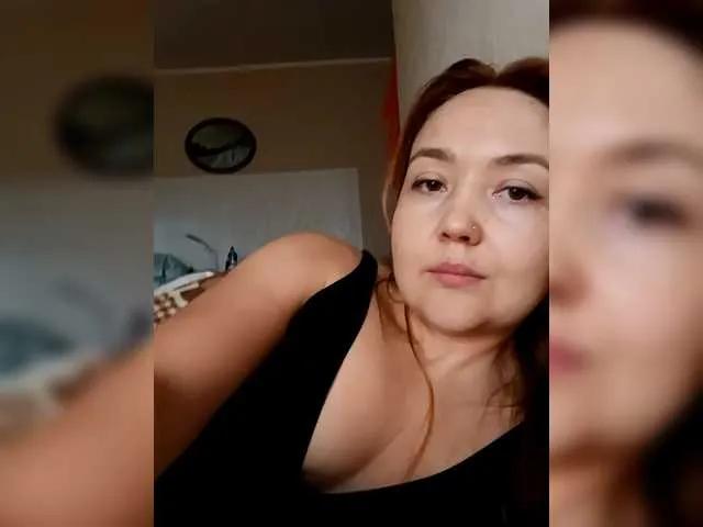 lenavelvet25 — Warm voices, slow eye contact and flirting that isn't rushed.
When a man is attentive, confident and knows what he wants... but knows how to wait 