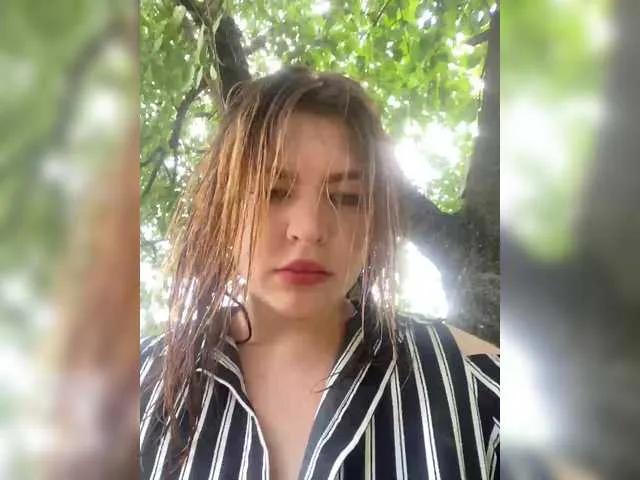 Lilian00666a on BongaCams