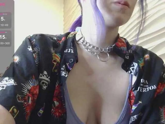 LilianOsbourne on BongaCams 