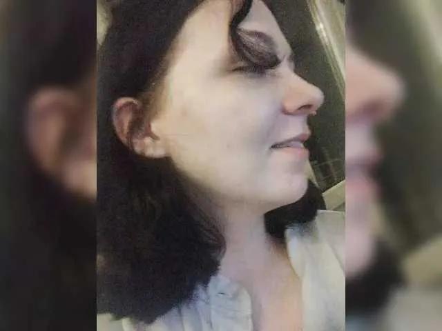 Lirras on BongaCams 