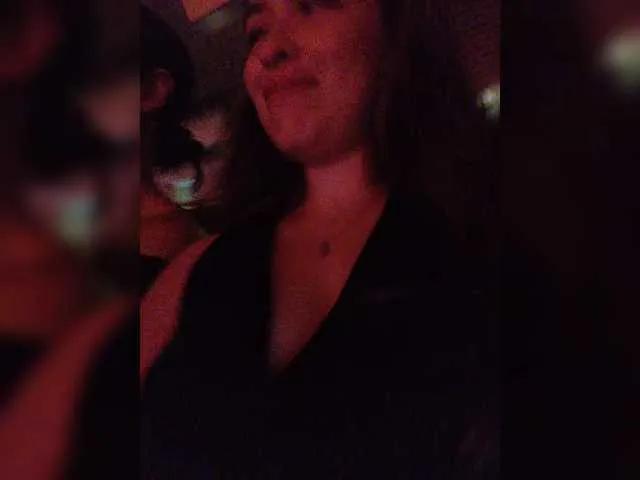 littleDanni on BongaCams 