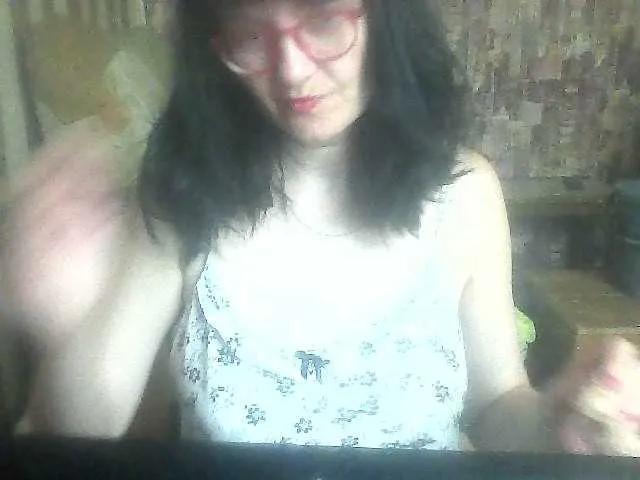 LynnYana on BongaCams