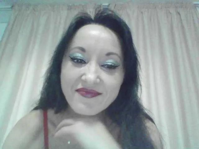 MilfSindy — Hot and mature lady who likes to stand by the body, experienced but sweet, horny and always ready, without headaches and open to new things. What awaits us here? That depends only on us :)