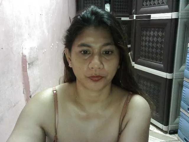 peenastyfame on BongaCams