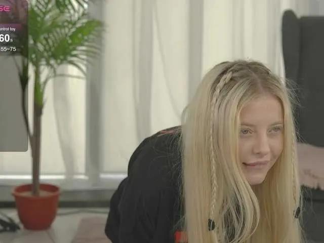 SerenaNoir on BongaCams