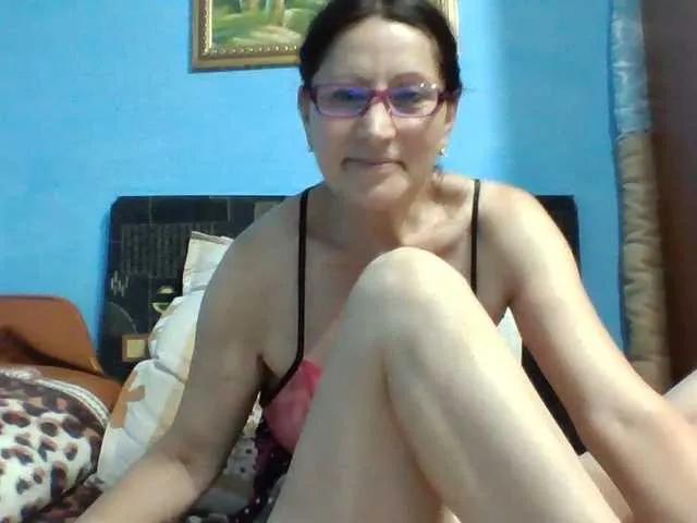 SexyEstelle on BongaCams