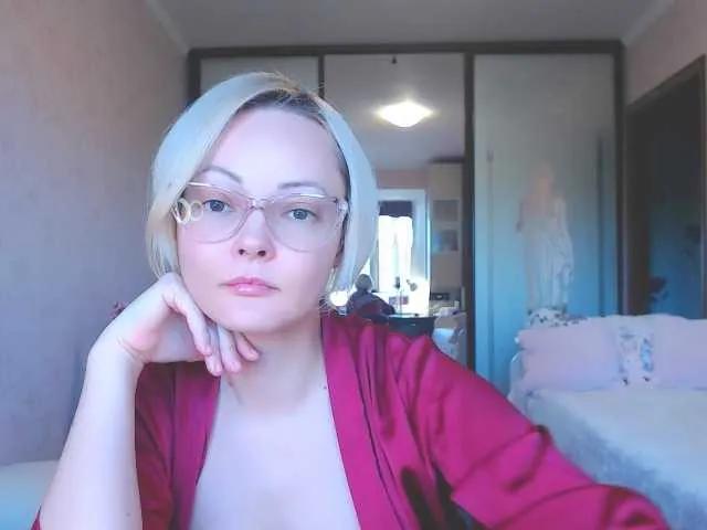 SophieCrush — I am turned on by smart and intelligentcaring men,