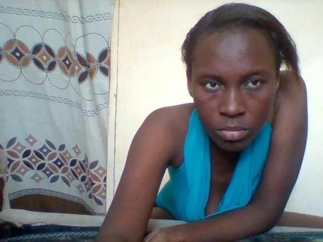 SweetHal on BongaCams