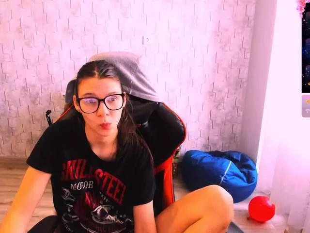 SweetyGirlMolly on BongaCams 