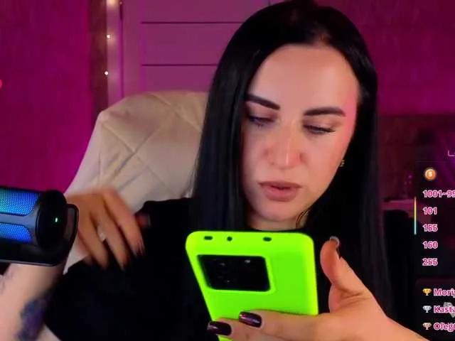 YURIEVNA13 on BongaCams