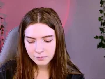 aliceinredsquare_'s avatar