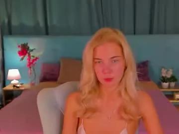 bella_stewartt — GOAL: finger in ass [24 tokens remaining] PVT OPEN! Hello! WOW! At the end of my stream, I want to do a CUM SHOW! #new #smalltits #skinny #18 #teen #blonde