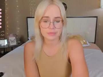 bellatip on Chaturbate 