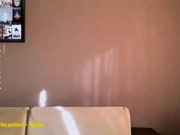 brendelle — GOAL: Dildo ride [700 tokens remaining] Mia Welcome to my roomPVT at the end #teen #bigass #natural #lovense #squirt