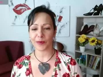 dakota_jobs — | Show de aceite en nalgas (Oil show in buttocks) * Goal is reached * 0 tks left * | #mature #milf #colombiana #lovense #natural |