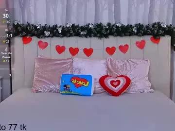 ellaander on Chaturbate 
