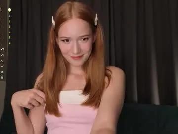 evelyncrowz on Chaturbate