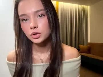hoaarisa — Goal: Lower my shorts  < 3 I'm Sofia your Welcome! I'm new here!   #new #shy #skinny #teen #18 [1065 tokens remaining]