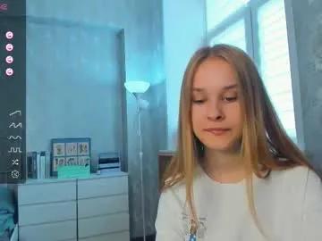holleymoon — ahegao #18 #shy #teen #new #blonde [7 tokens remaining]