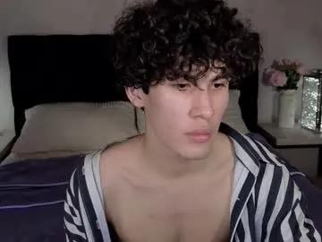 hothunterr on Chaturbate