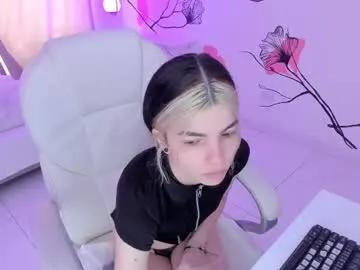 isabela_fiorelli — GOAL: Kawaii dance [60 tokens remaining] Let's get naughty #petite #skinny #ahegao #saliva #submissive