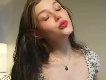 kelly_ember on Chaturbate 