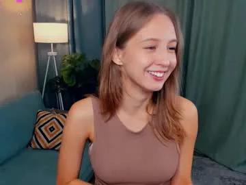 tessiekhanponaphan — Goal : What a cute day huh? Im about to have fun today    Im Cindy, im #18 and i #shy and #new here #natural #bigboobs [15 tokens remaining]