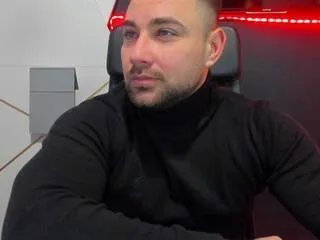 big_zacky — Freechat on Flirt4Free