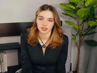 brittany_stumpf — Freechat on Flirt4Free