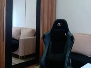 darius_giles — Freechat on Flirt4Free