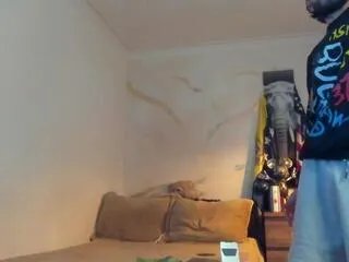 enzo_alan — Freechat on Flirt4Free