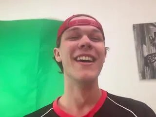 johnny_october — Freechat on Flirt4Free