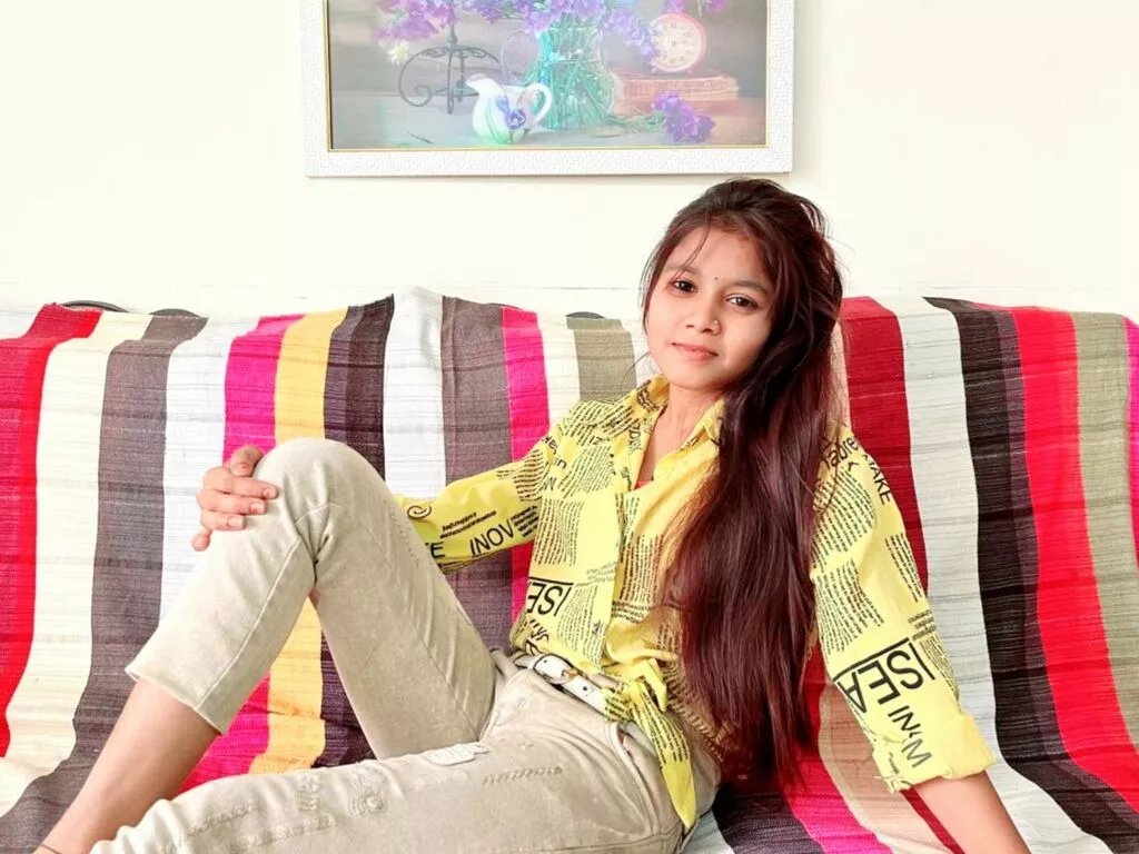 AdrianaReyez — The most i like to touch myself having naughty nasty thoughts in my mind.