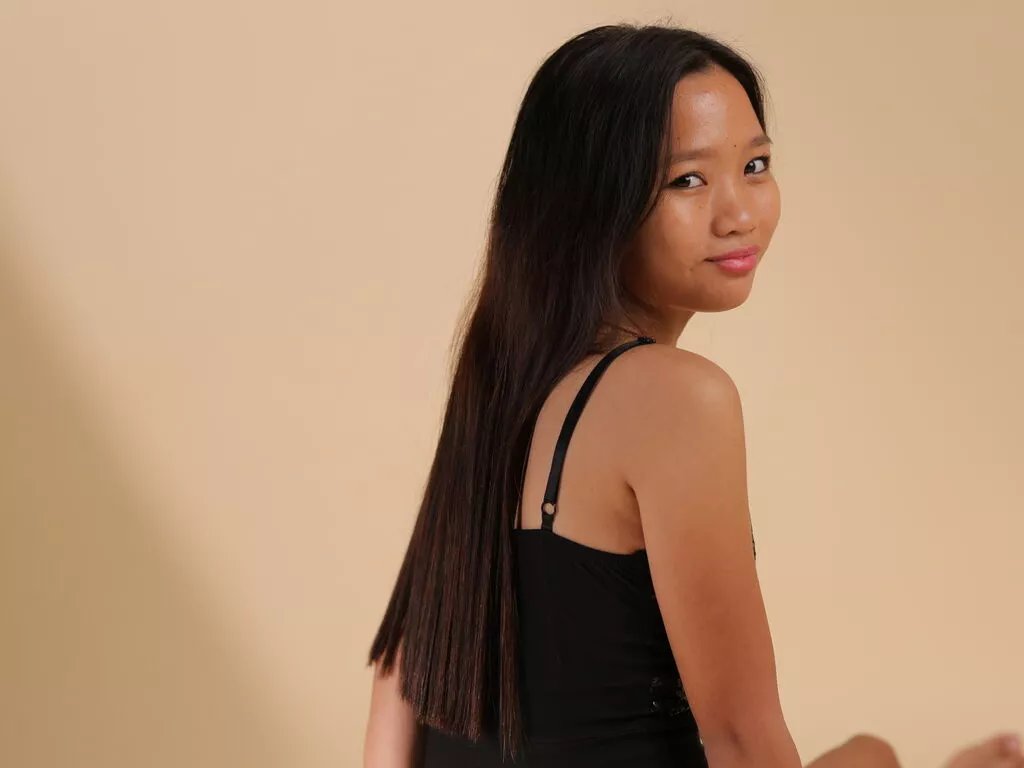 JoyPetite — Freechat on LiveJasmin