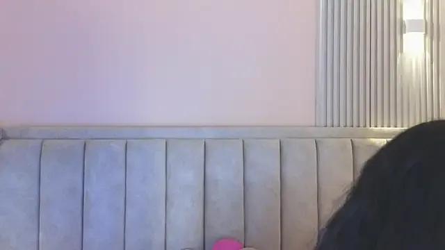 AgathaLynx on StripChat 