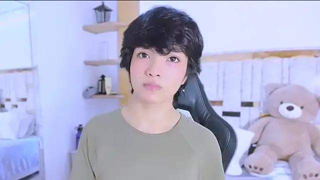 AllanYong18 on StripChat